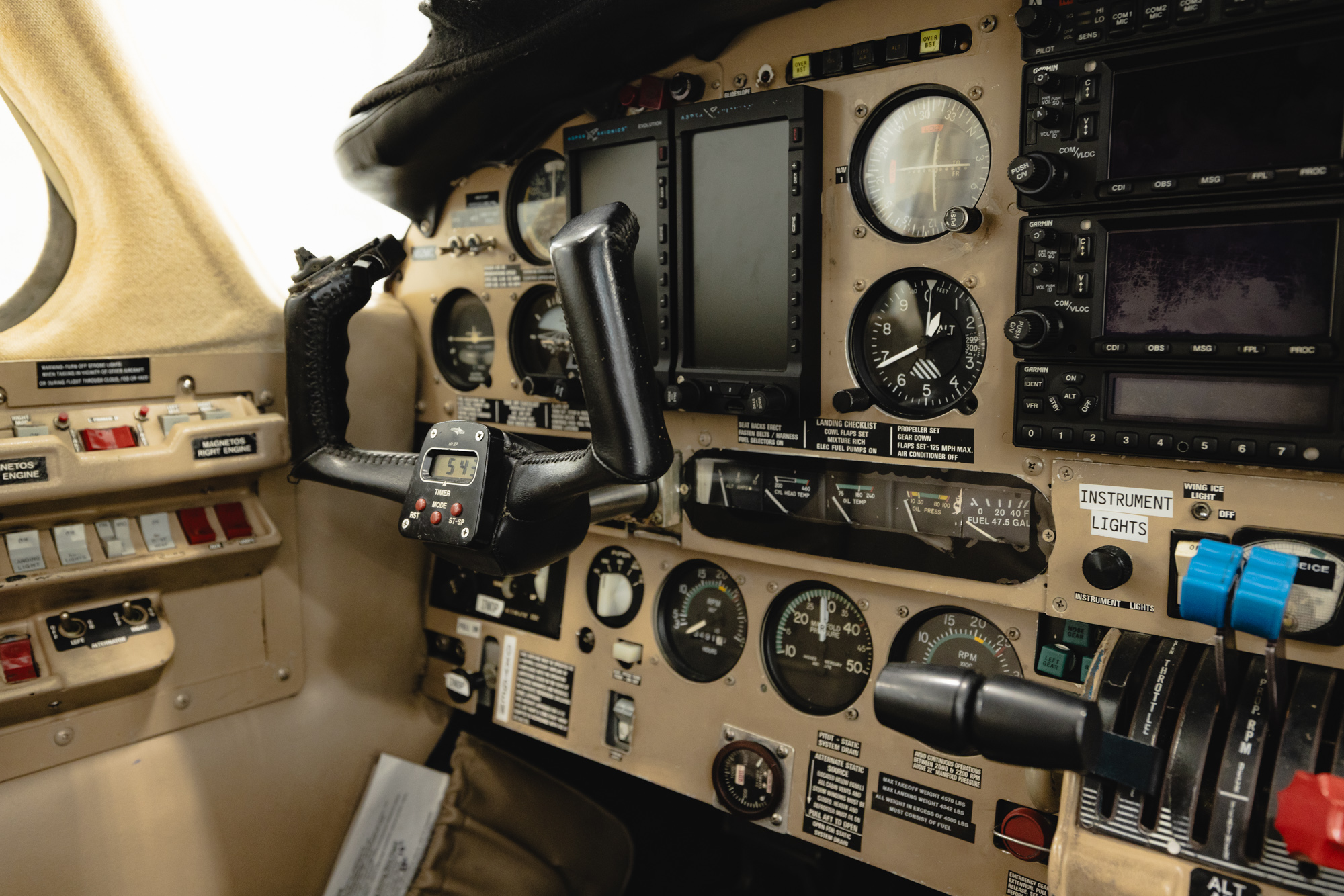 Piper Seneca - N52MC-26
