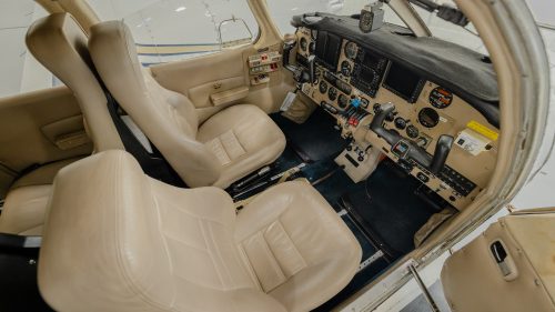 Piper Seneca - N52MC-30
