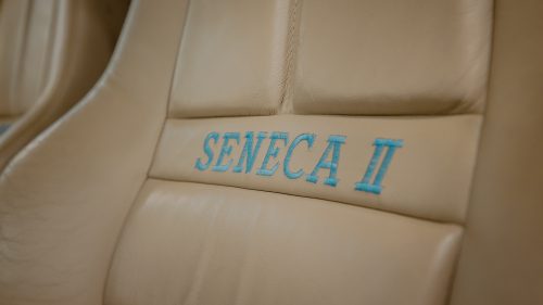 Piper Seneca - N52MC-33