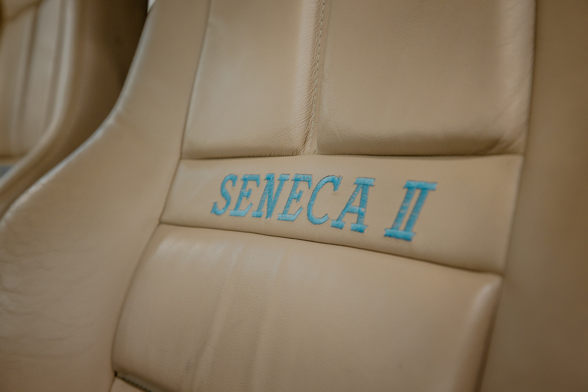 Piper Seneca - N52MC-33